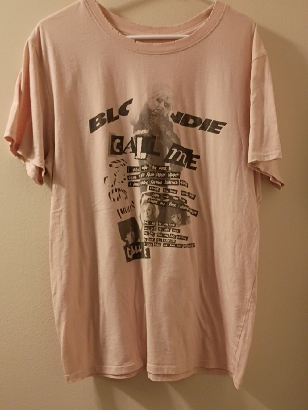 Blondie Pale Pink Graphic Men’s T-Shirt - Call Me Design 1980
